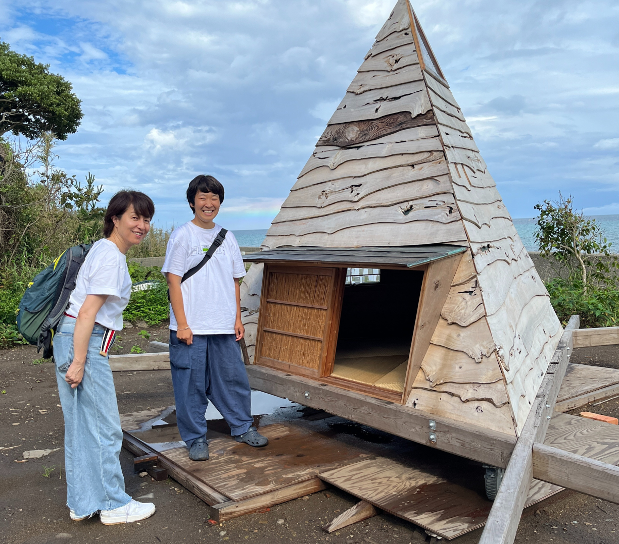 被災した家の廃材をアートに！「さいはて」被災地で人が集うように～ボランティア団体「NOTOにじのひかり」～